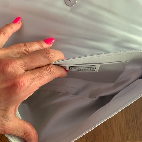 La Regale Evening Clutch Silver with Sequins - Picture 7 of 14